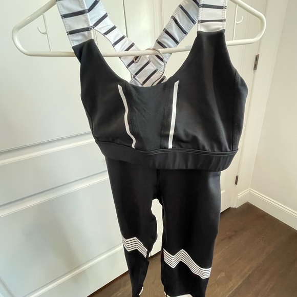 SoulCycle x Lilybod matching set black white yellow stripes L top & M bottom - Picture 1 of 5